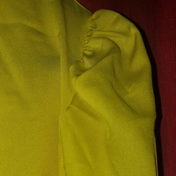 Puff-Sleeve Wrap Blouse - Picture 5 of 7